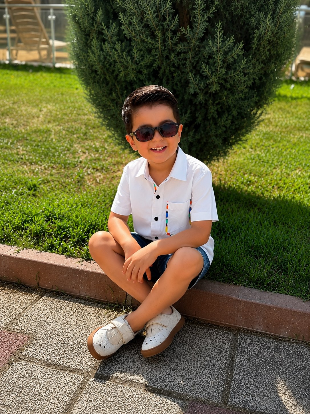 Basic Tribe Poppins White Cotton Shirt with Multicolour Piping for Boys — White with multicolour piping
