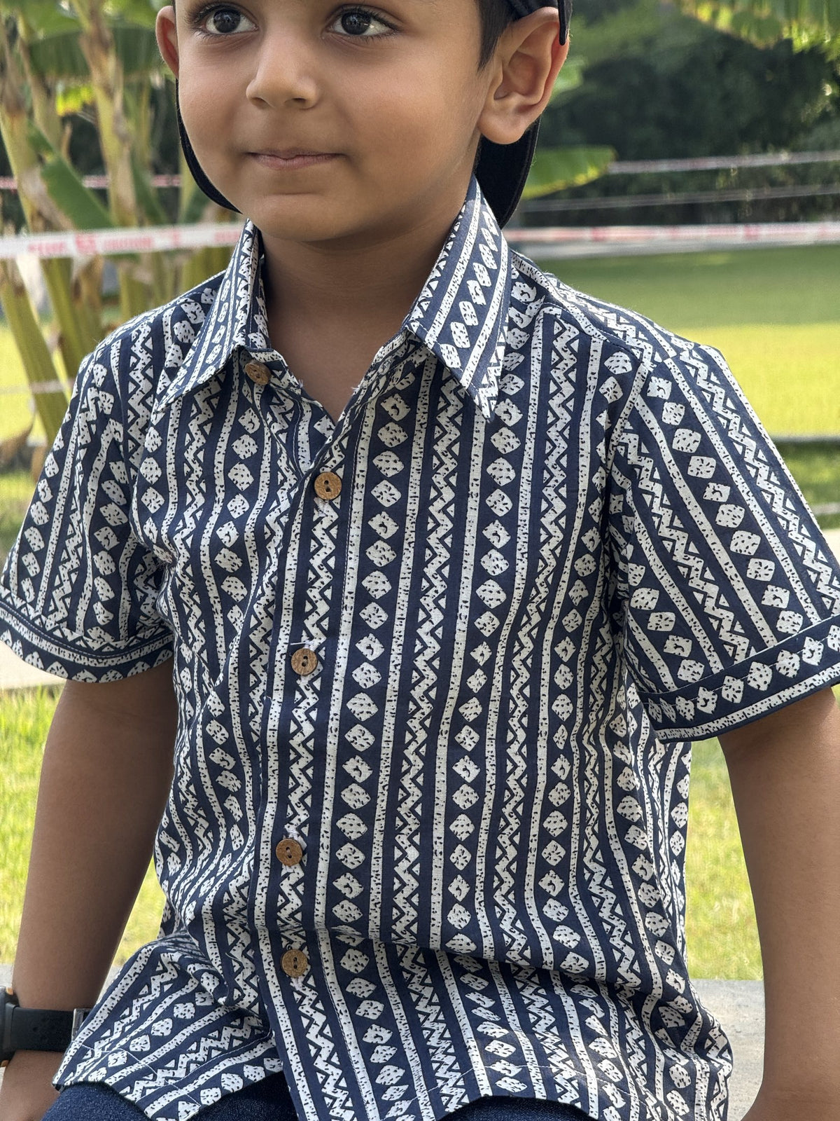 Basic Tribe Tribe Striped Cotton Shirt for Boys — Black and white stripes