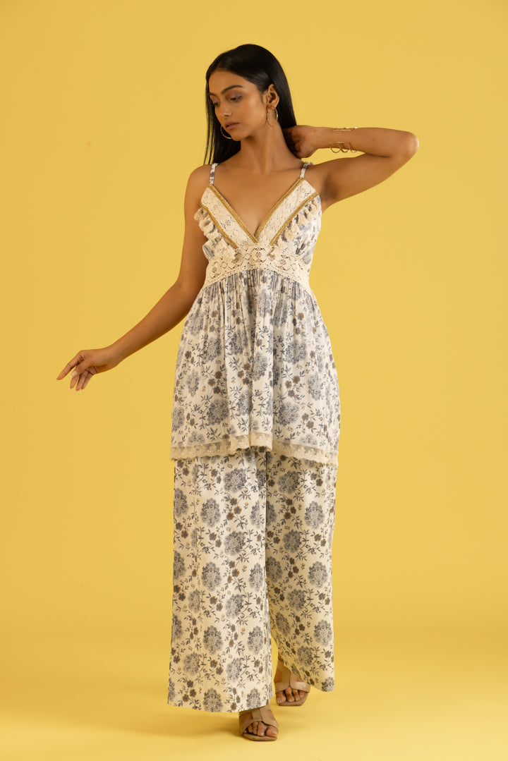 Reya Lace White Floral Cord-Set by Label Reyya - view 6