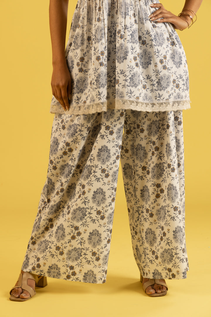Reya Lace White Floral Cord-Set by Label Reyya - view 4