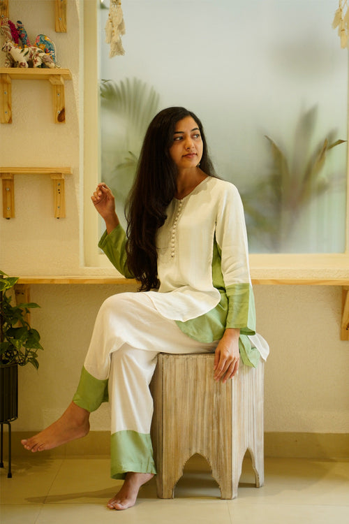 Ivory and Green Muslin Kurta Set by Kapraaha - view 1