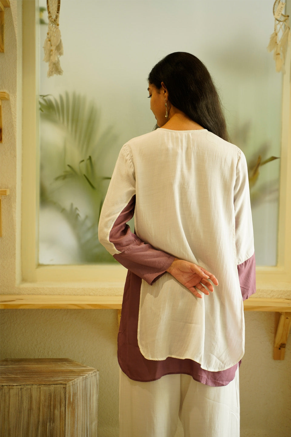 Ivory and Purple Muslin Kurta Set by Kapraaha - view 4