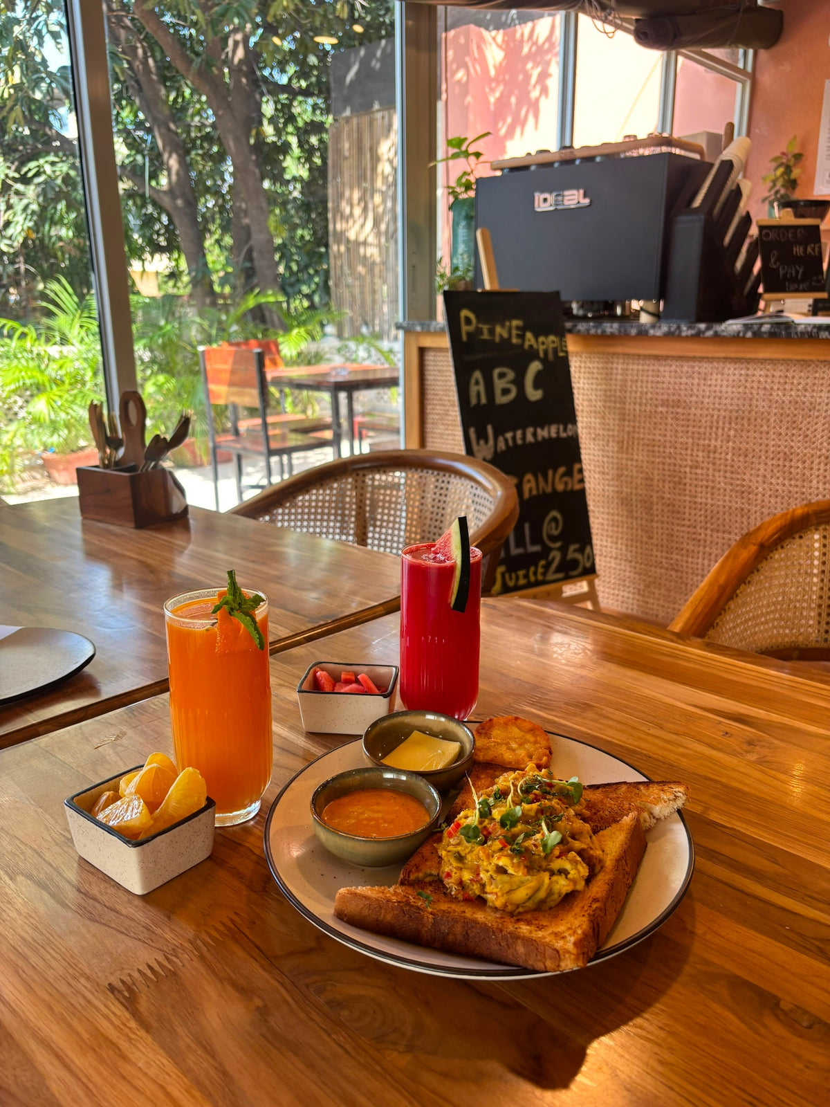 Indie Café